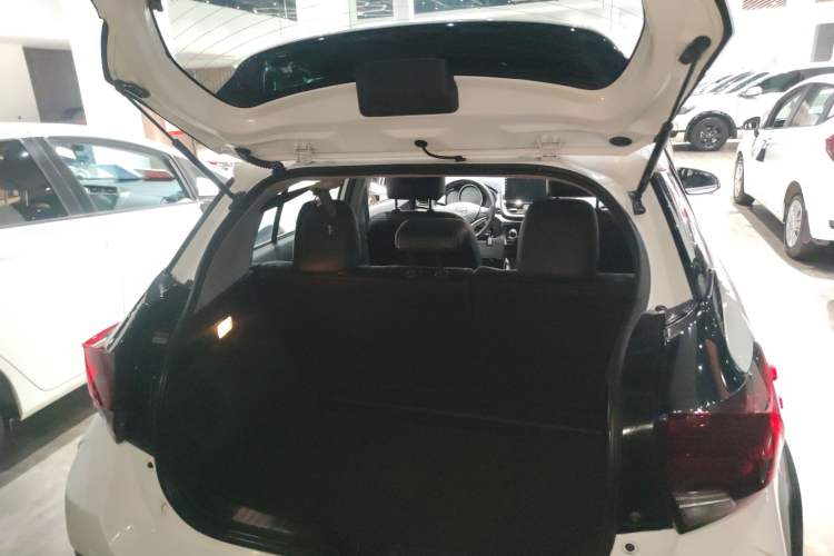 Used Toyota YARiS L 2022 X-Trail 1.5L CVT Leading PLUS Edition