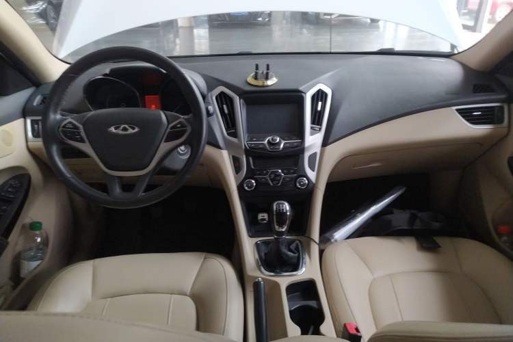 Used Chery Arrizo 7 2015 1.6L Manual ZhiShang Edition
