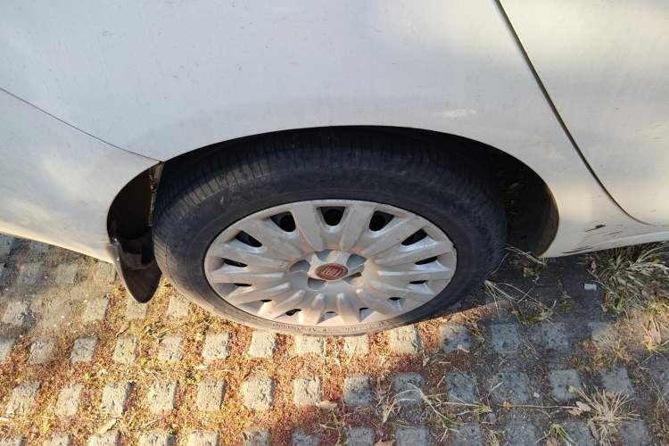 Used Fiat Viaggio 2015 1.4T Automatic Enjoyment Edition
