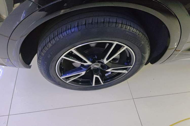 Used Audi Q5L 2022 40T Fashionable and Dynamic Model
