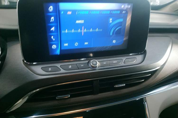 Used Buick GL8 2023 Land Executive Class Comfort Model
