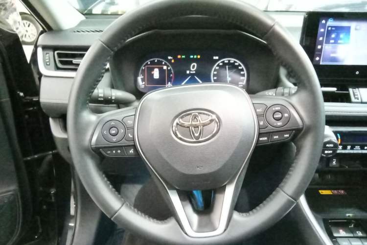 Used Toyota RAV4 2024 2.0L CVT Two-Wheel Drive Fashion Plus Edition