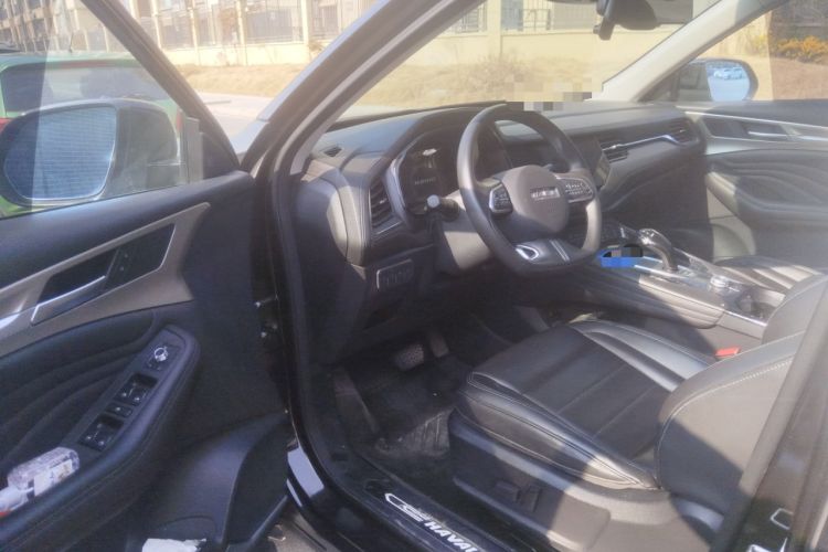 Used Haval F7 2019 2.0T Two-Wheel Drive i-Van China V standard
