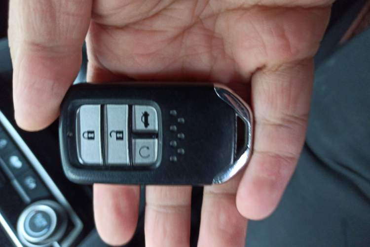 Used Honda Civic 2016 220TURBO CVT Luxury Edition
