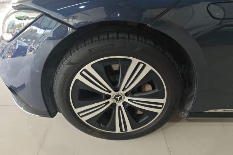 Used Mercedes-Benz EQE 2022 350 Luxury Edition
