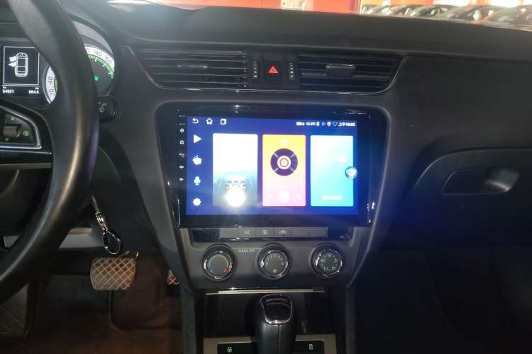 Used Skoda Octavia 2018 1.6L Automatic Luxury Edition