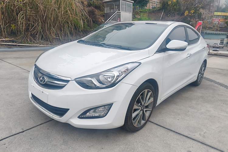 Used Hyundai Elantra 2015 1.6L Automatic Leading Model