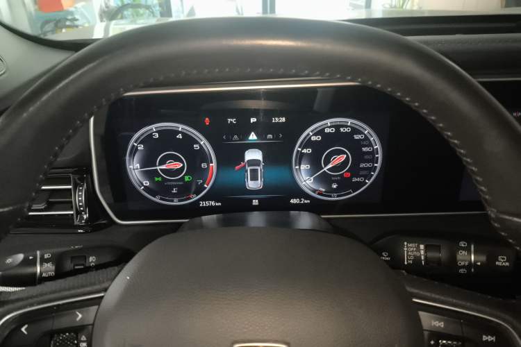 Used Hongqi HS5 2022 Revised Version 2.0T Smart Connect Flagship Edition