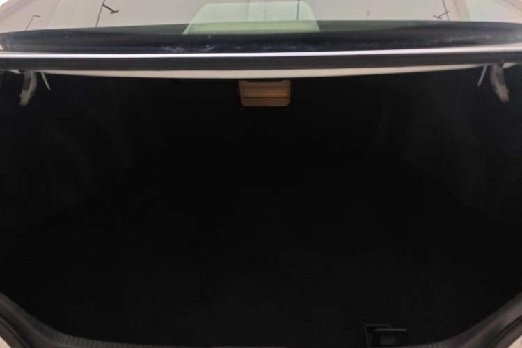 Used Toyota Camry 2016 2.0E 10th Anniversary Elite Edition