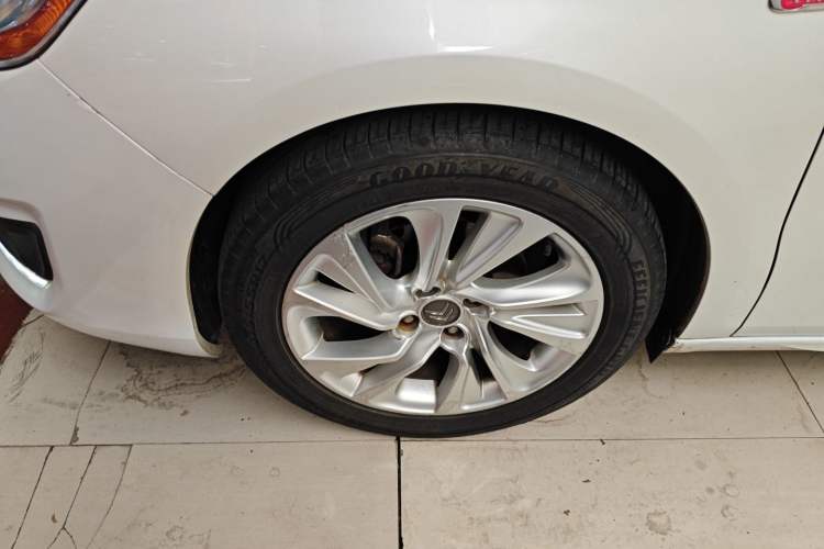 Used Citroen C4L 2014 1.6THP Intelligent Drive Automatic Dynamic Model
