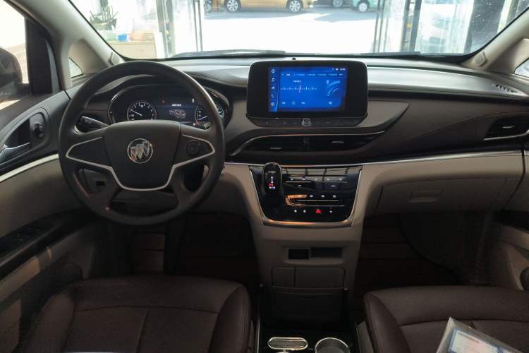 Used Buick GL8 2021 Land Cruiser Executive Class 652T Comfort Model
