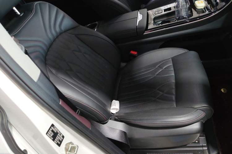 Used GAC Trumpchi M8 2024 Master Series 400T Prestige Edition
