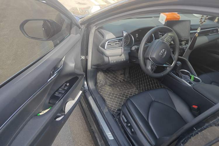 Used Toyota Camry 2021 2.0G Luxury Edition