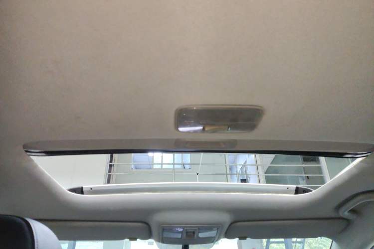 Used Kia Sportage R 2014 2.0L Automatic Two-Wheel Drive GLS Trim
