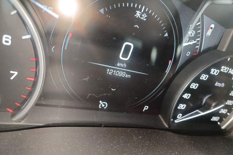 Used Cadillac XT5 2018 25T Luxury Model