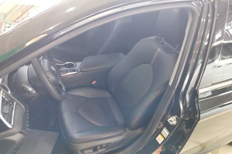 Used Toyota Camry 2018 2.5G Luxury Edition