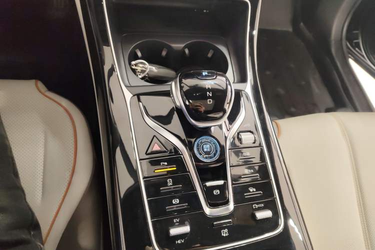 Used BYD Qin PLUS 2023 Champion Edition DM-i 120KM Beyond Model
