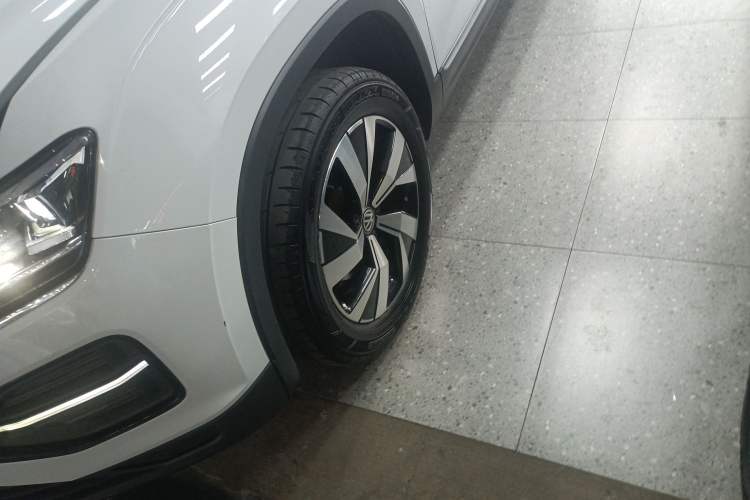 Used Volkswagen Tayron 2020 280TSI Two-Wheel Drive Luxury Connect Edition
