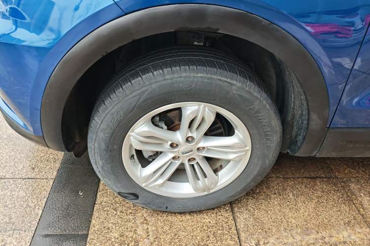 Used Qoros 5 2018 Revised Version 1.6T Automatic Leading Edition
