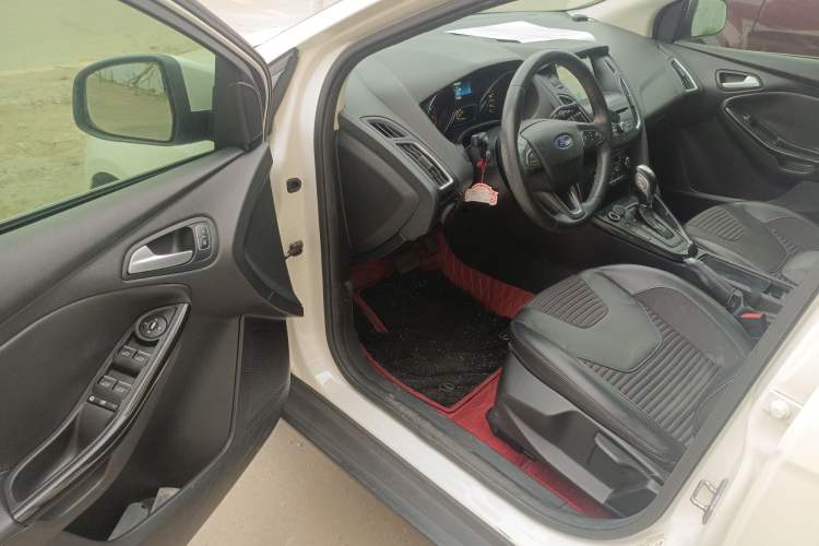 Used Ford Focus 2017 Sedan EcoBoost 180 Automatic Elite Model