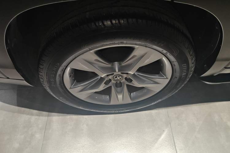 Used Toyota Highlander 2017 2.0T Four-Wheel Drive Luxury Edition 7 Seats