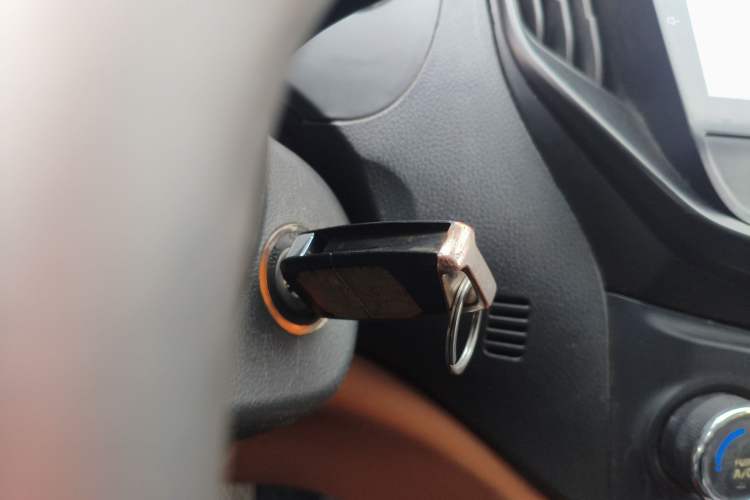 Used Geely Auto Diamond 2017 1.5L Manual Value-Added Model
