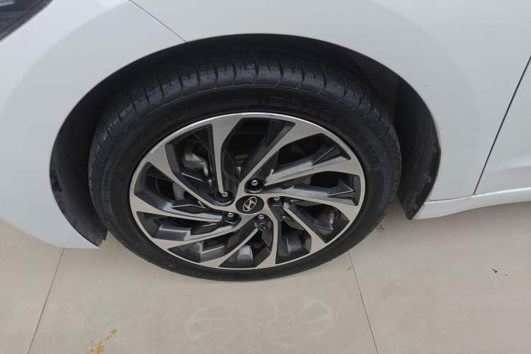 Used Hyundai Elantra 2020 1.4T Dual-Clutch Xuan Dong · Dynamic Version
