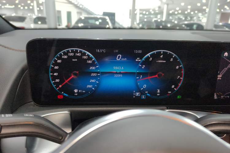 Used Mercedes-Benz GLB 2023 GLB 200 Fashion Model
