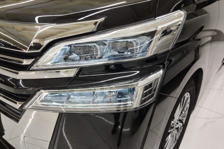 Used Toyota Vellfire 2019 Dual-Engine 2.5L HV Prestige Edition
