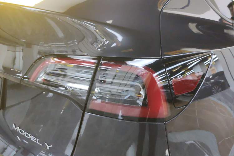 Used Tesla Model Y 2024 Rear-Wheel-Drive Version
