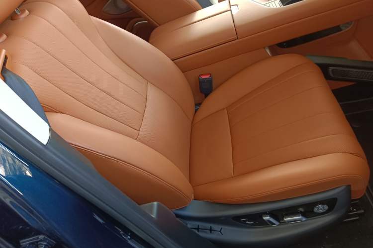 Used Wey Lanshan 2025 Four-Wheel Drive Max
