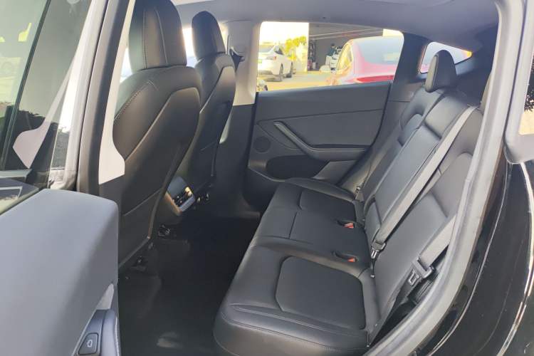 Used Tesla Model Y 2022 Rear-Wheel-Drive Version