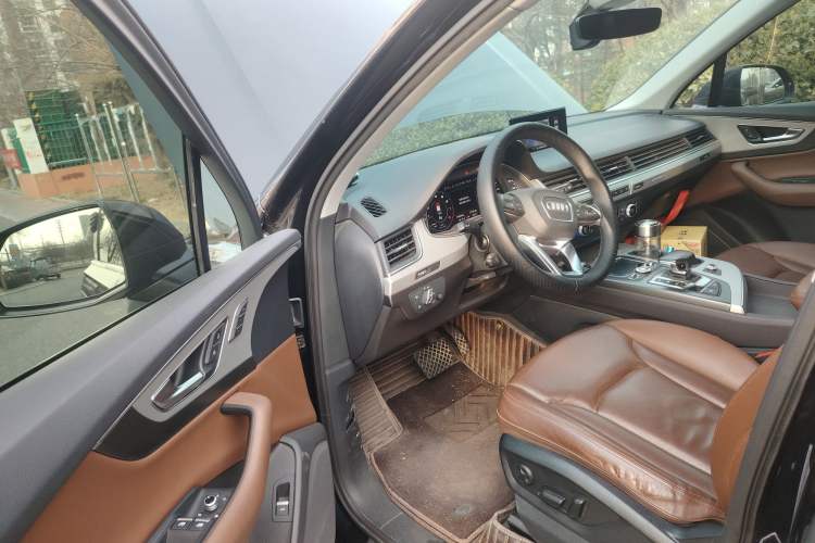 Used Audi Q7 2019 45 TFSI Comfort Model