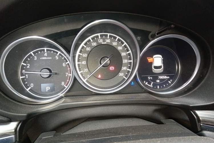 Used Mazda CX-5 2017 2.5L Automatic 2WD ZhiZun Version China VI Standard
