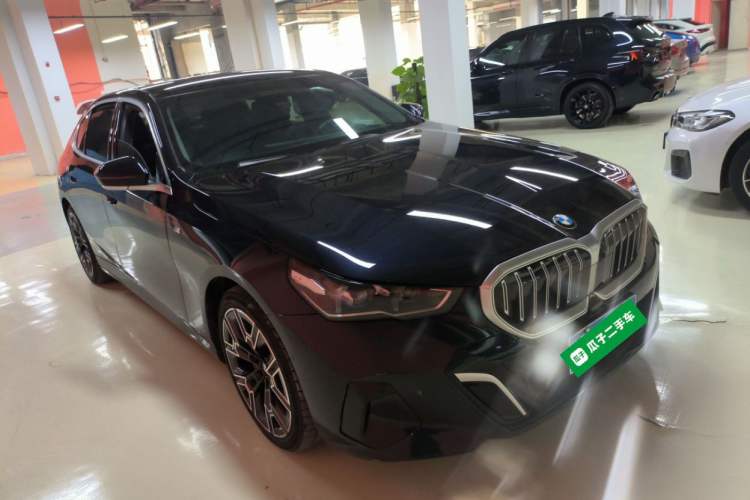 Used BMW 5 Series 2024 530Li Luxury Edition M Sport Package