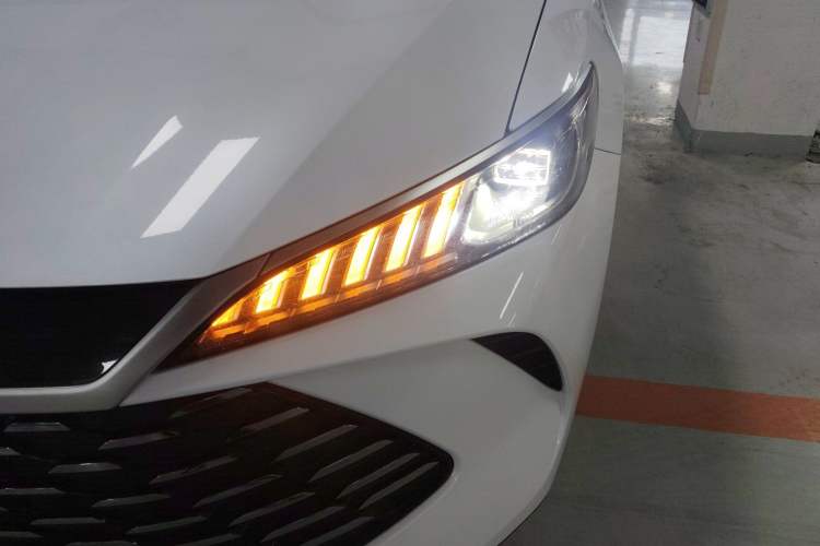 Used BYD Qin PLUS 2025 DM-i Smart Drive 55KM Leading Model
