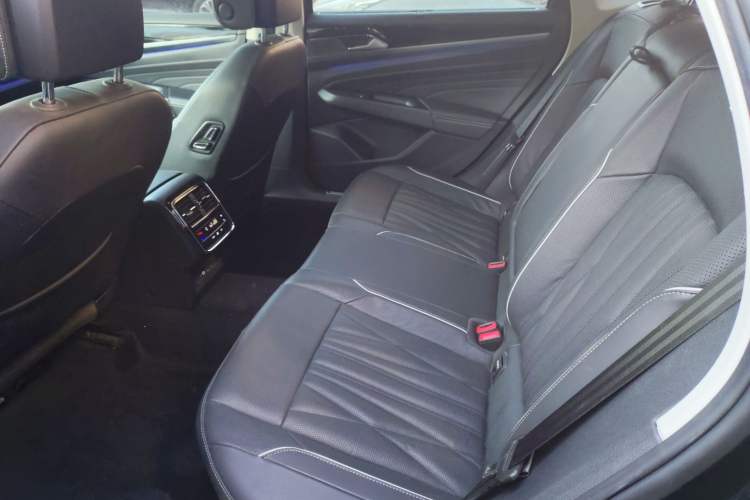 Used Volkswagen Passat 2023 Restyled 330TSI Starry Luxury Edition
