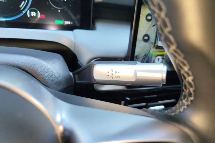 Used AION Y 2023 Younger Star Edition