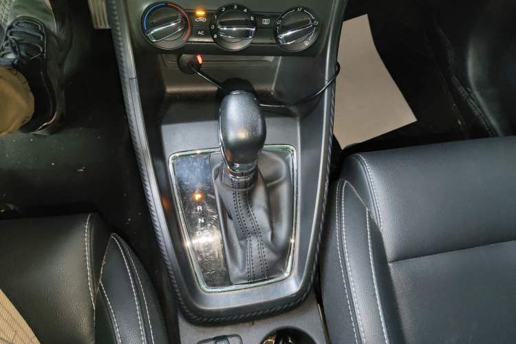 Used MG ZS 2018 1.5L Automatic Luxury Edition China V Standard
