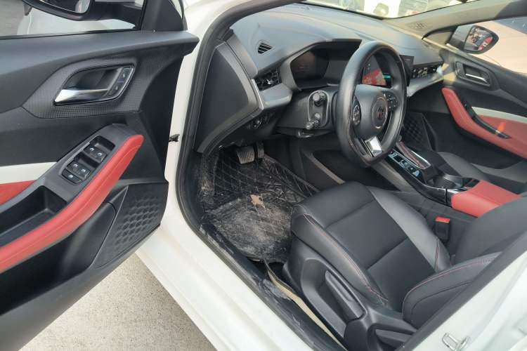 Used MG 5 2022 180 DVVT CVT Youth Luxury Edition
