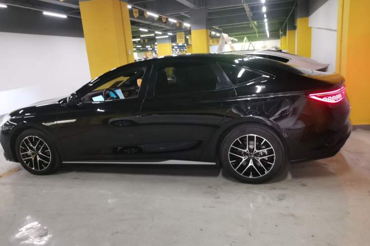 Used BYD Seal 2023 DM-i 1.5L 121km Prestige Model