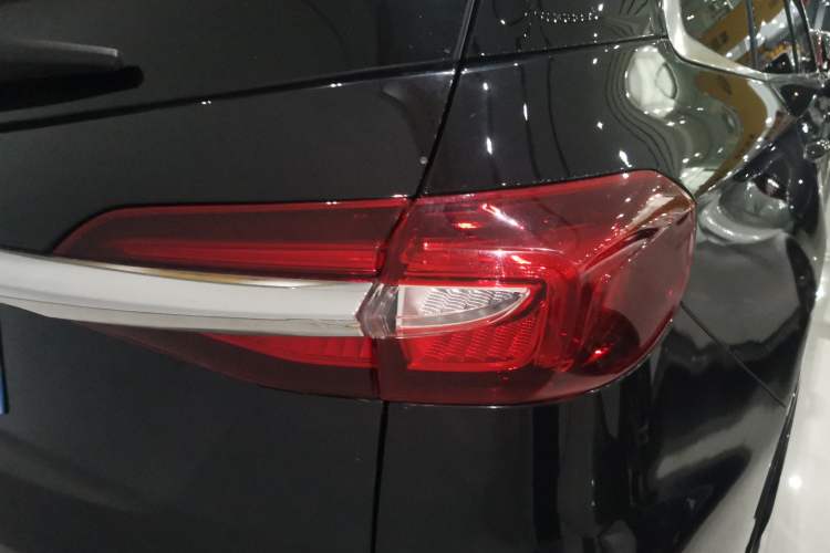 Used Buick Enclave 2022 652T Two-Wheel-Drive Prestige 7-Seater
