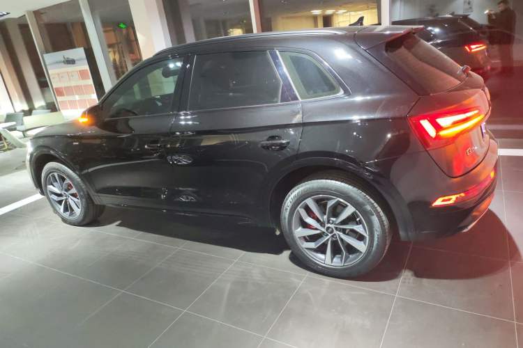 Used Audi Q5L 2025 40 TFSI Luxury Dynamic Edition
