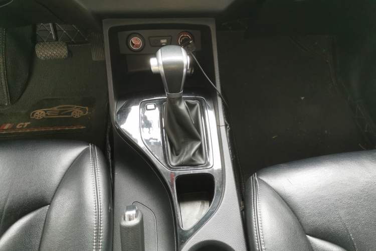 Used Baojun 730 2019 1.5T CVT Fashion Model 7 Seats China VI Emission Standard
