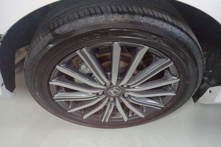 Used Honda Elysion 2022 2.0L eHEV Prestige Edition
