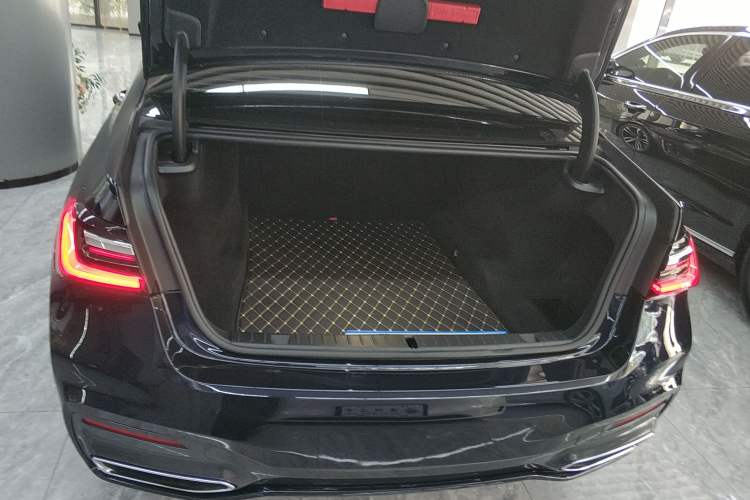 Used BMW 7 Series 2019 Restyled 730Li M Sport Package
