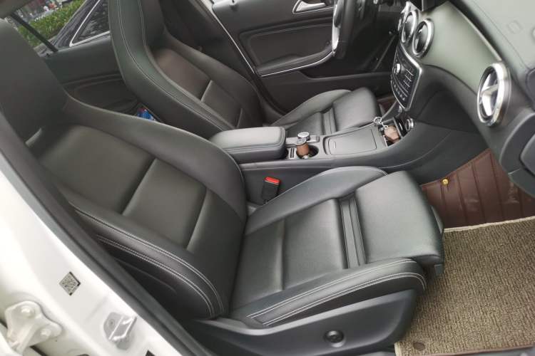 Used Mercedes-Benz GLA 2016 GLA 220 4MATIC Luxury Model
