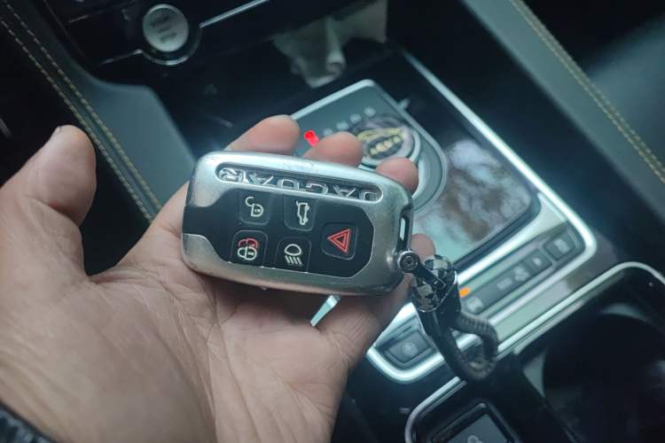 Used Jaguar F-PACE 2020 300-Sport Sports Edition
