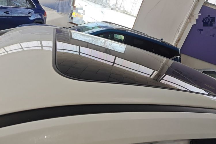 Used Changan UNI-Z New Energy 2024 Blue Whale Smart Electric iDD 125km Beyond Edition
