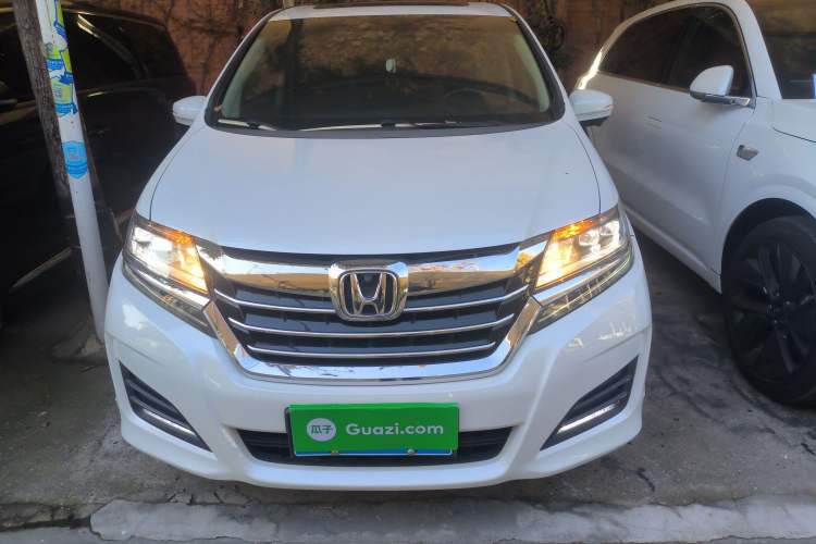 Used Honda Elysion 2016 2.4L Comfort Edition
